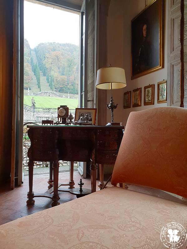 Villa della Porta Bozzolo Casalzuigno camera da letto
